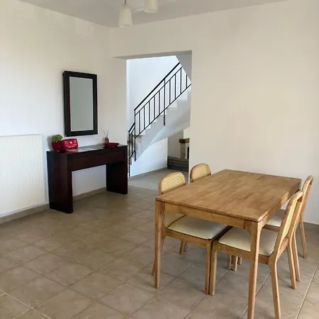 - Porta Rossa Villa